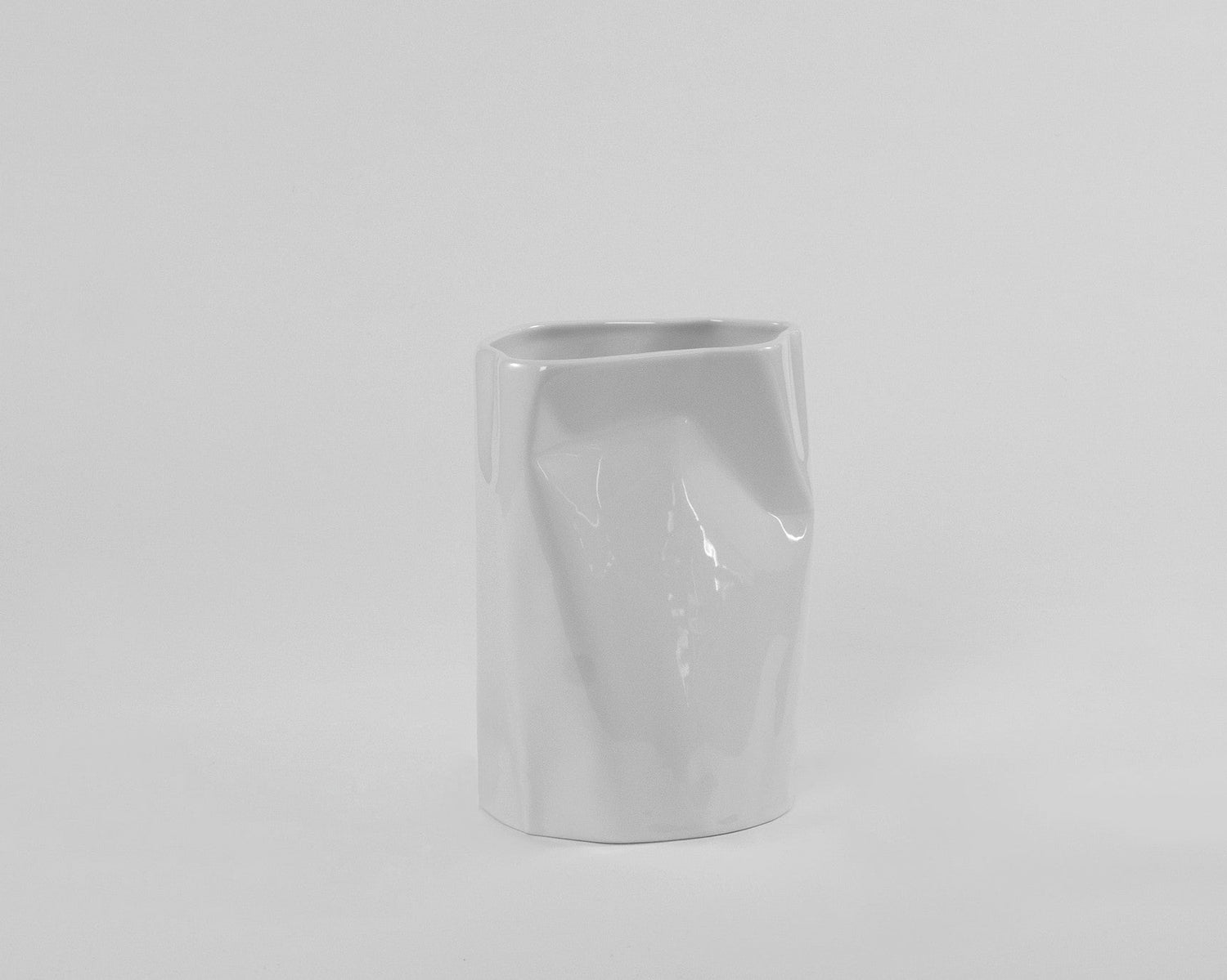 Bent Vase Low 20cm - Diamond Fine Porcelain - 1