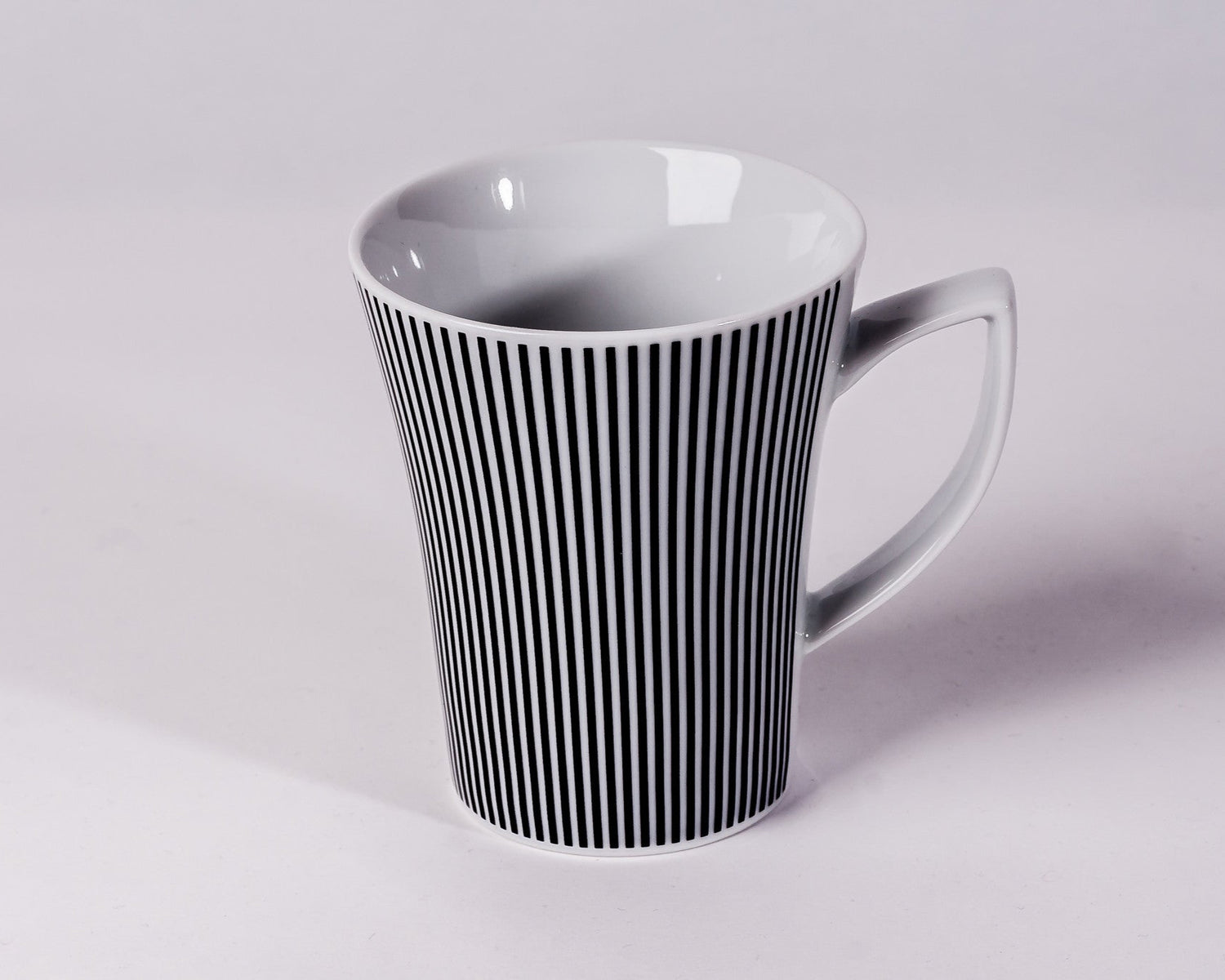 Mug 300ml Black Stripes - Diamond Fine Porcelain - 1