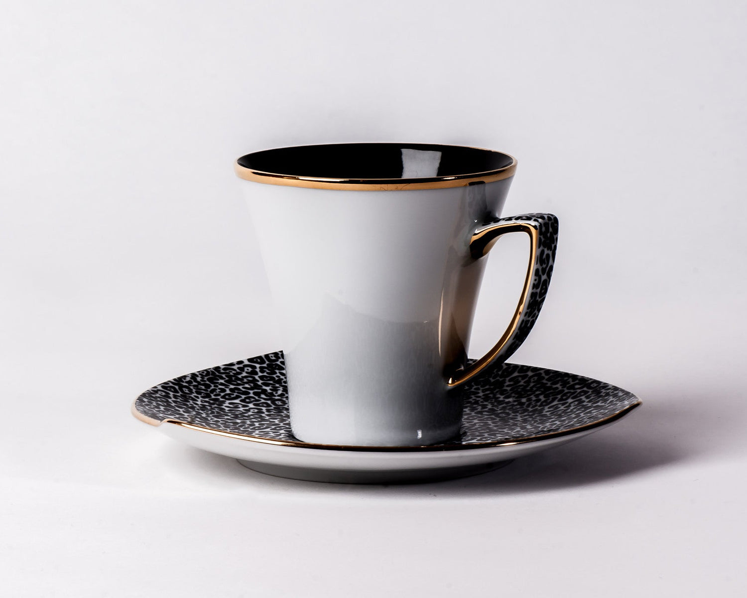 Elegant Cup & Saucer in White | Happa - Diamond Fine Porcelain - 1