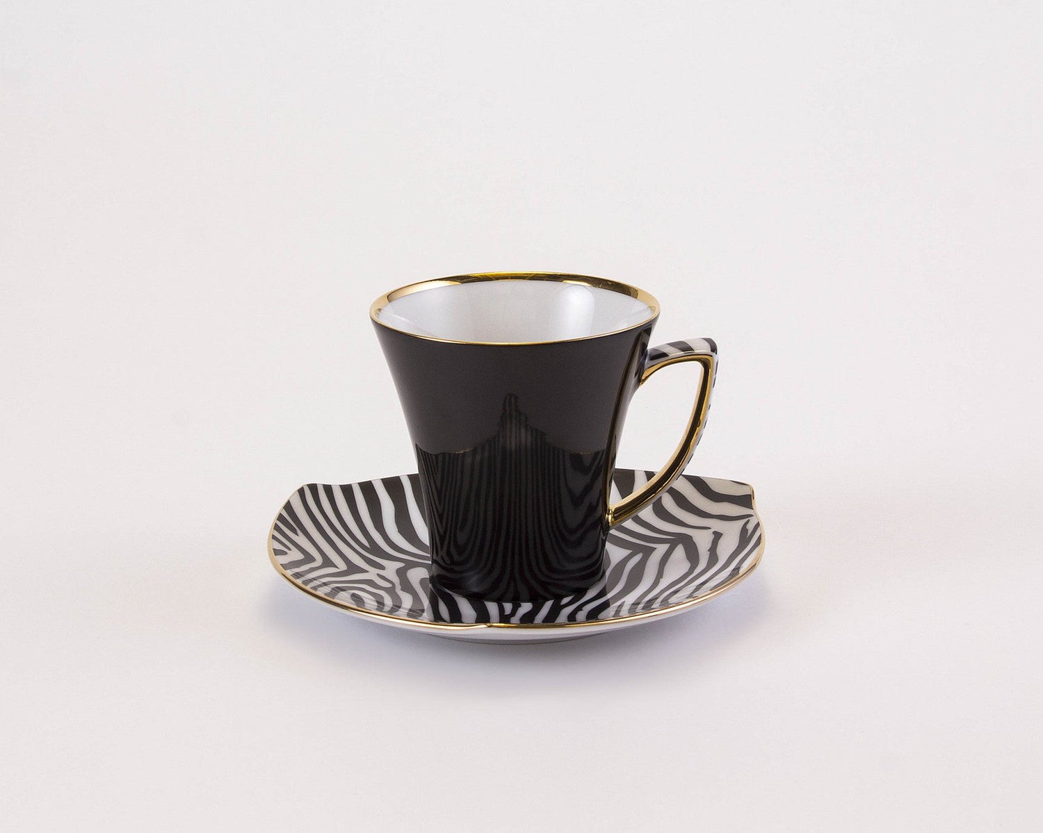 Elegant Cup & Saucer in Black | Happa - Diamond Fine Porcelain - 2