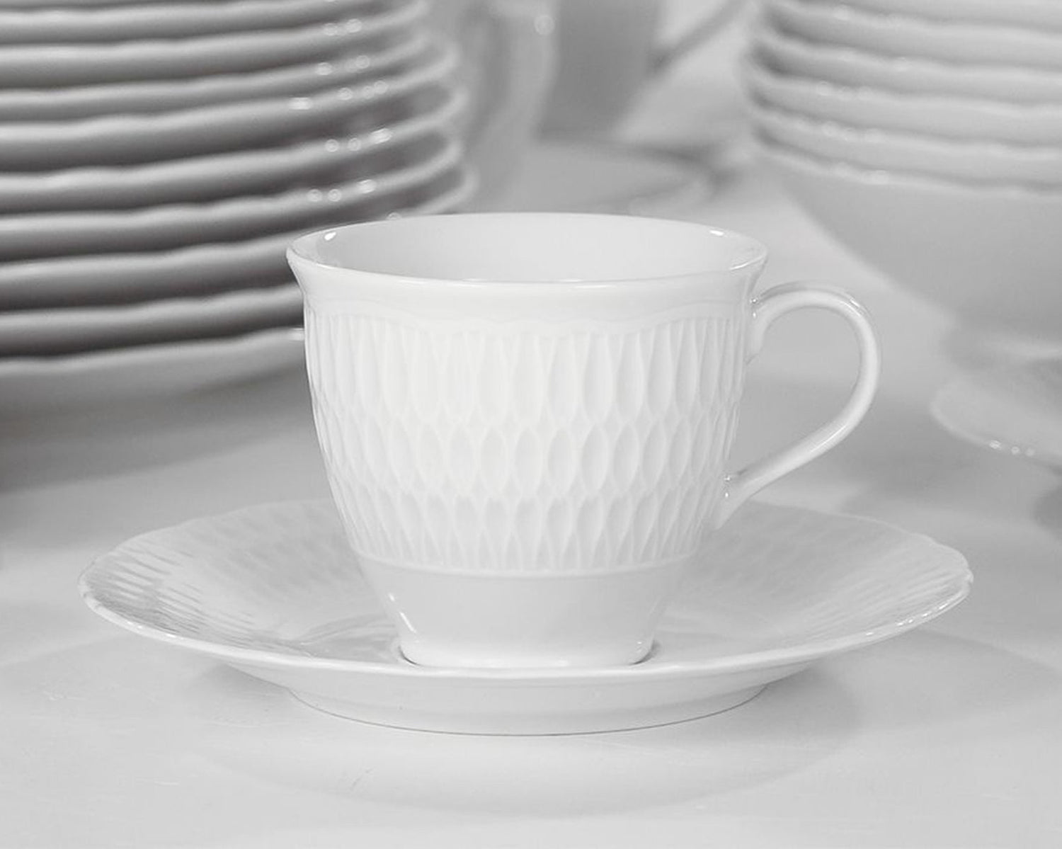 Set of 4 Cups & Saucers | Sofia
